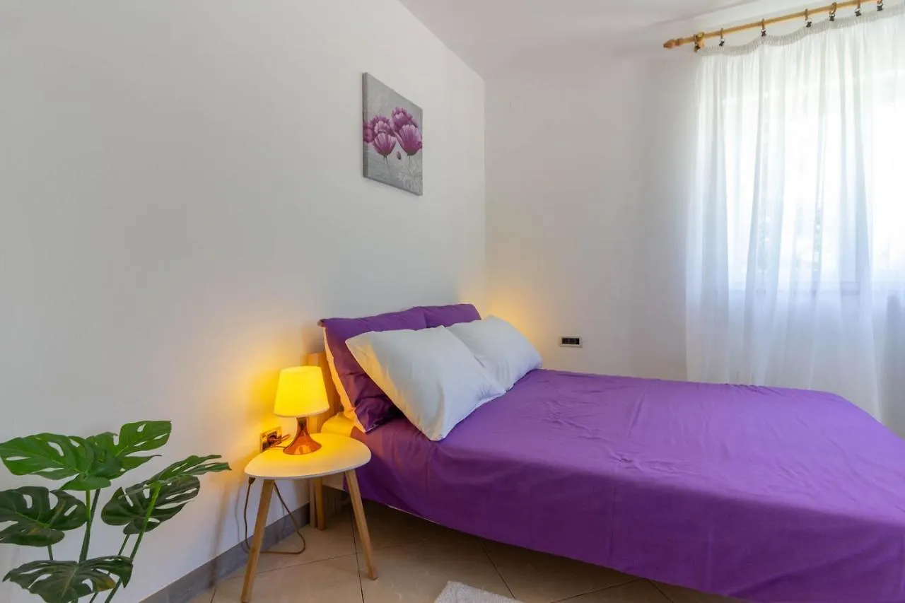 Beautiful Villa Morena With Private Swimming Pool Near Porec Basici