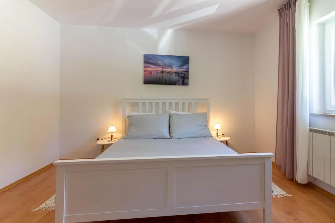 Beautiful Villa Morena With Private Swimming Pool Near Porec Basici