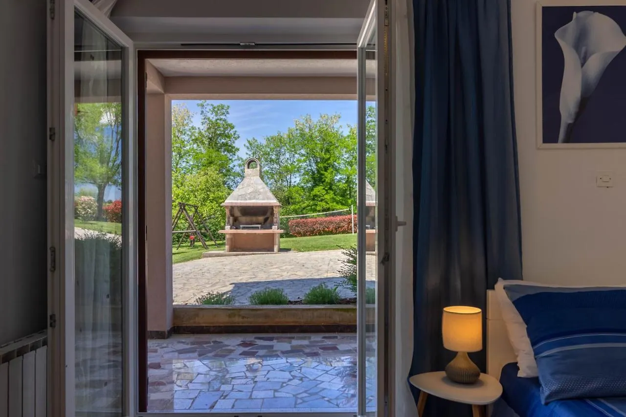Beautiful Villa Morena With Private Swimming Pool Near Porec Basici